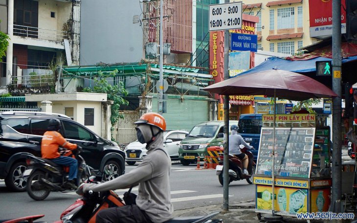 Mức phạt giao thông tăng cao: Ủng hộ xử lý nghiêm, đề xuất rà soát hệ thống đèn tín hiệu, biển báo - Ảnh 3.